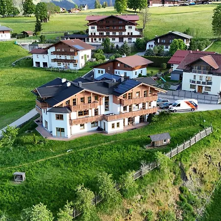 Apartment La Montana - & Hiking