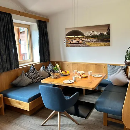 La Montana - & Hiking Apartment