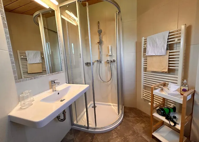 Apartment La Montana & Hiking